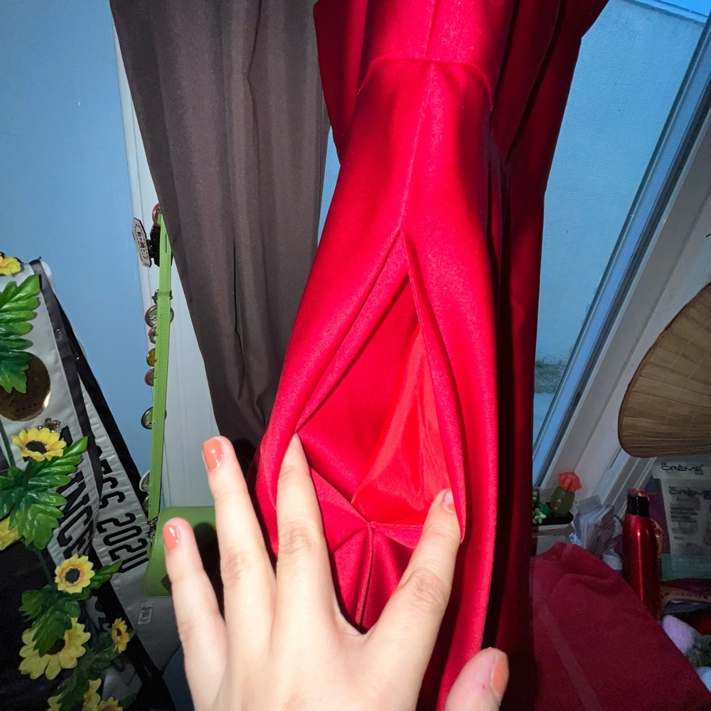 Prom dress - Picture 3 of 4